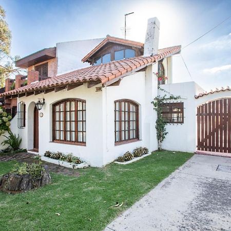 Chalet En Barrio Parque Mar del Plata Esterno foto